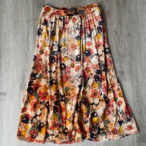 Maeve skirt, womens Small. Soft Velvet, floral with subtle pleating.